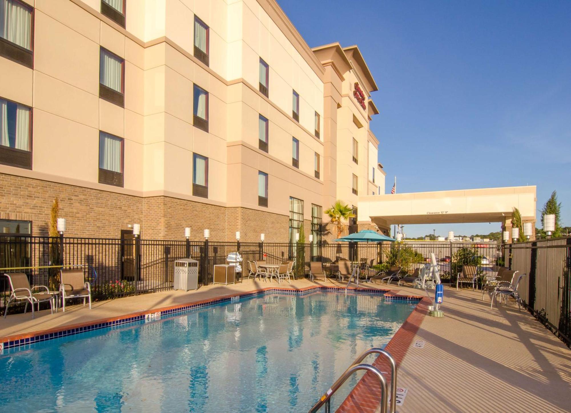 Hampton Inn & Suites Huntsville Exterior foto